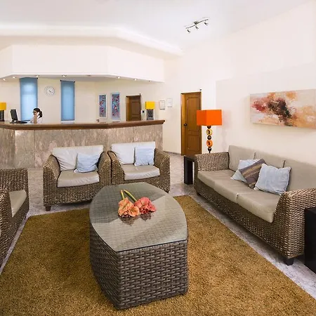 3hb Falesia Mar Lägenhetshotell 3*