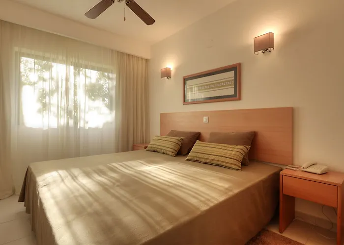 Appart hôtel 3hb Falesia Mar