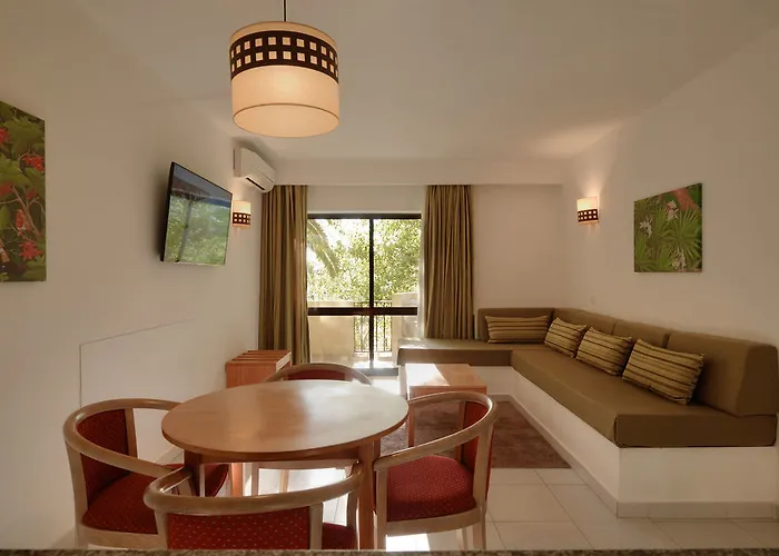 3hb Falesia Mar Appart hôtel 3*