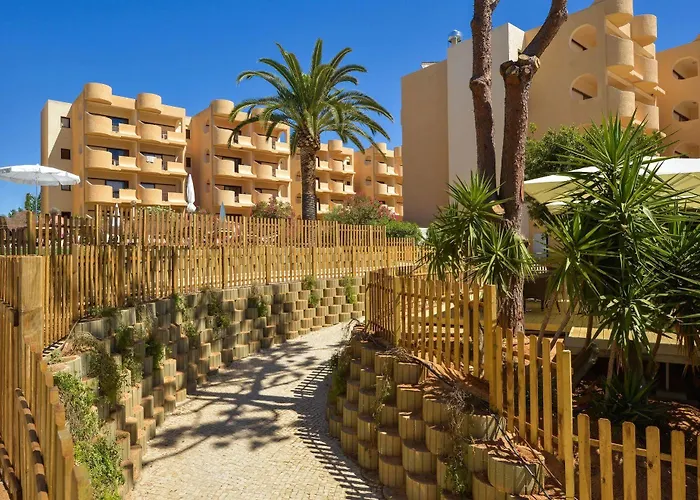 3hb Falesia Mar Appart hôtel 3*